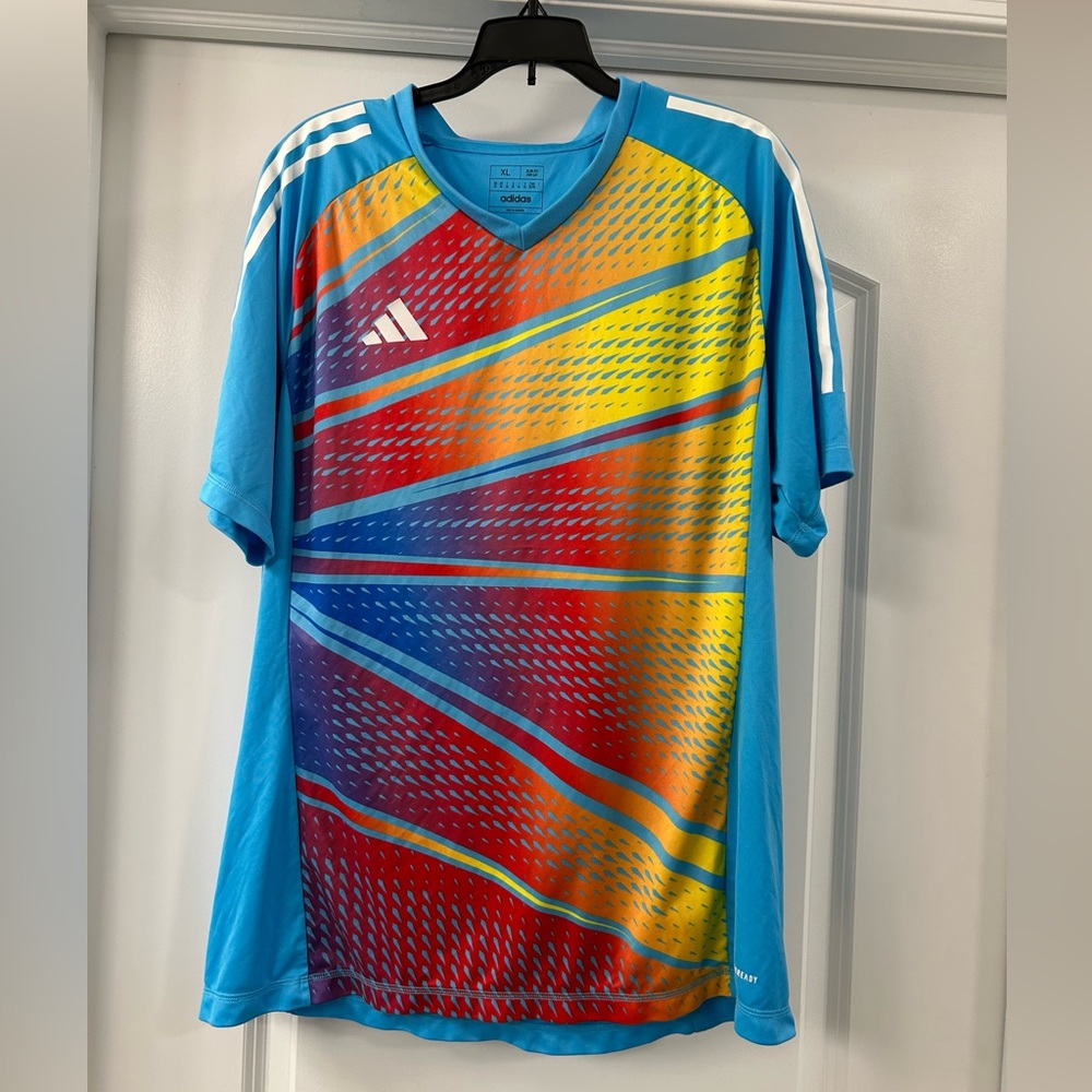 Adidas TIRO 23 Pro Graphic blue Training Tee Jersey Slim fit  Men’s Size XL